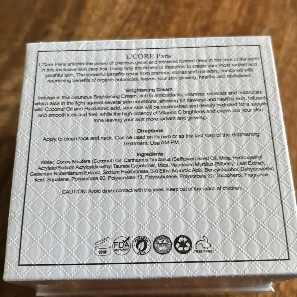 L'CORE Paris Brightening Cream 1.7oz MSRP 999